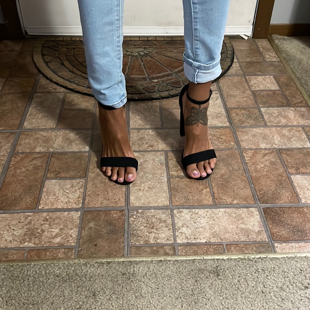 Black thick heel